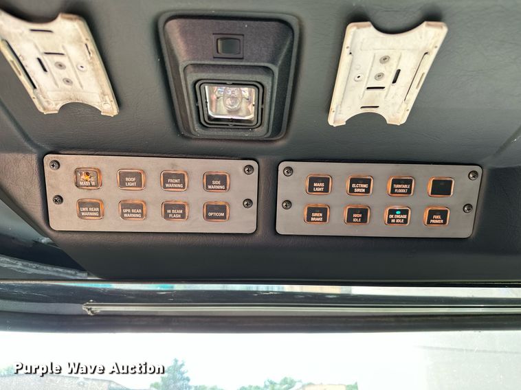 image for item OC9150 2004 Pierce Dash  Quint fire truck