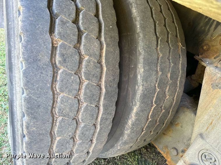 image for item OC9150 2004 Pierce Dash  Quint fire truck