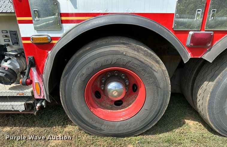 image for item OC9150 2004 Pierce Dash  Quint fire truck