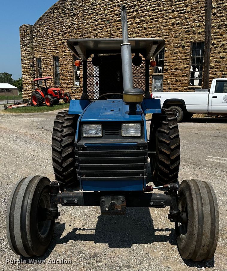 image for item OC9154 Long 2360  tractor