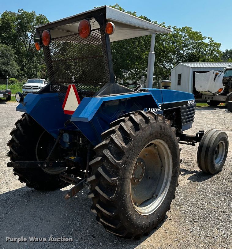 image for item OC9154 Long 2360  tractor