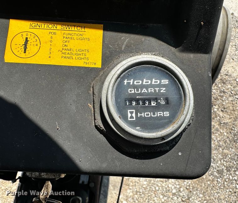 image for item OC9154 Long 2360  tractor