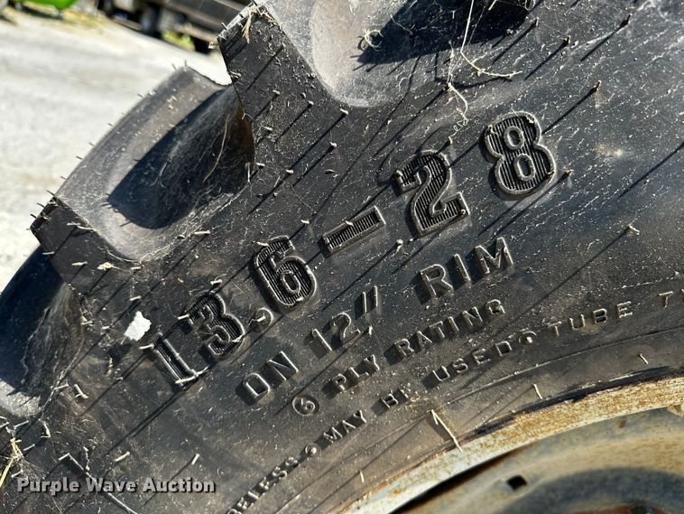 image for item OC9154 Long 2360  tractor