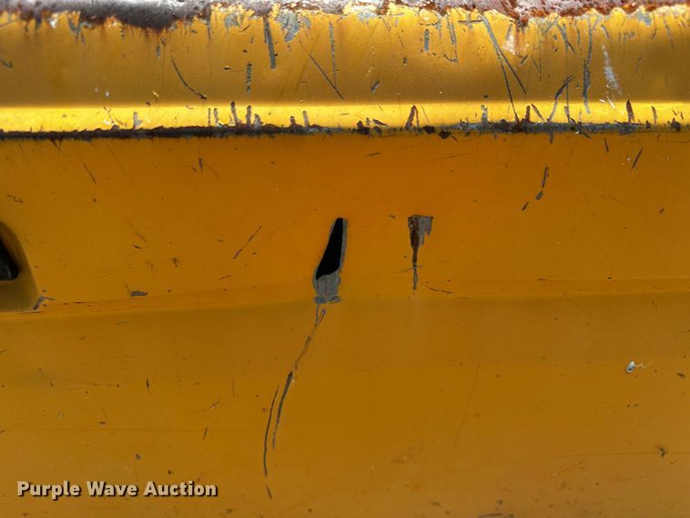 image for item OC9157 1995 Ford F350 XL  Crew Cab pickup truck