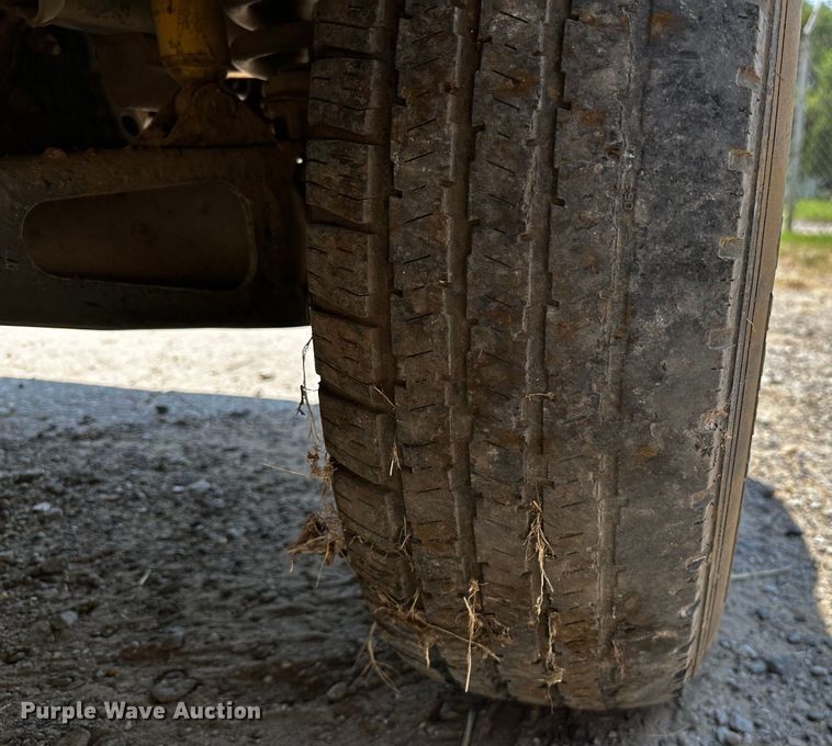 image for item OC9157 1995 Ford F350 XL  Crew Cab pickup truck