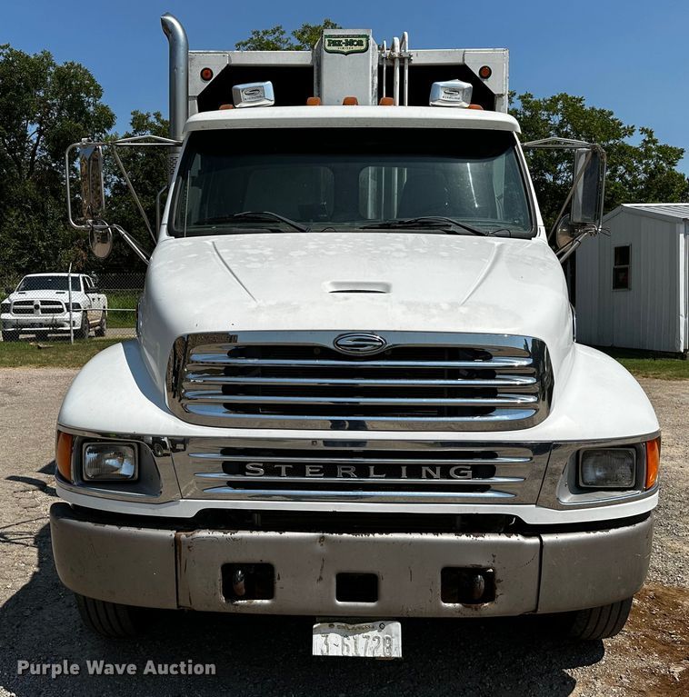 image for item OC9158 2007 Sterling Acterra  refuse truck