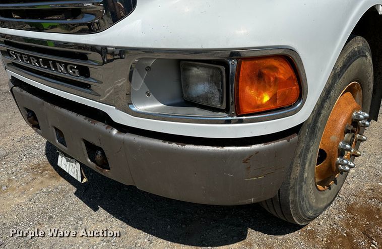 image for item OC9158 2007 Sterling Acterra  refuse truck