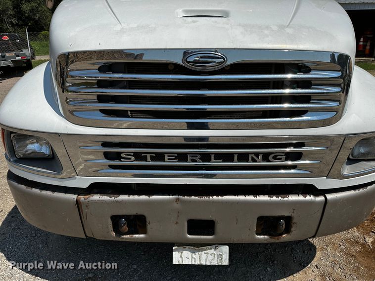 image for item OC9158 2007 Sterling Acterra  refuse truck