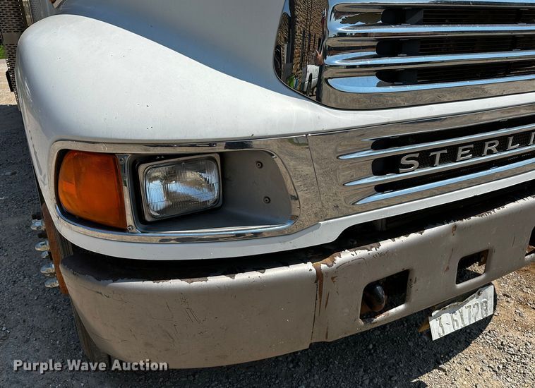 image for item OC9158 2007 Sterling Acterra  refuse truck