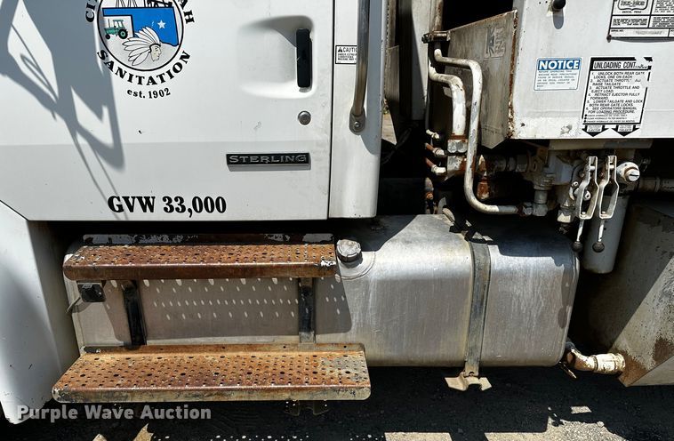 image for item OC9158 2007 Sterling Acterra  refuse truck