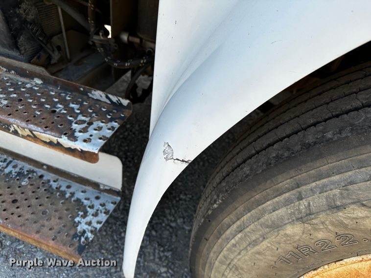 image for item OC9158 2007 Sterling Acterra  refuse truck