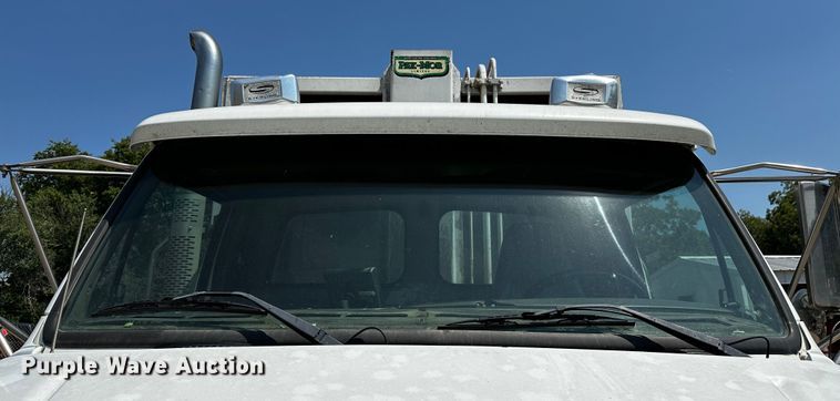 image for item OC9158 2007 Sterling Acterra  refuse truck