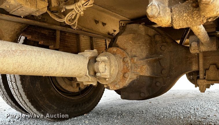 image for item OC9158 2007 Sterling Acterra  refuse truck