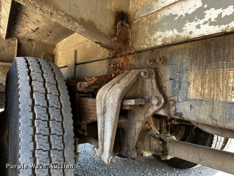 image for item OC9158 2007 Sterling Acterra  refuse truck