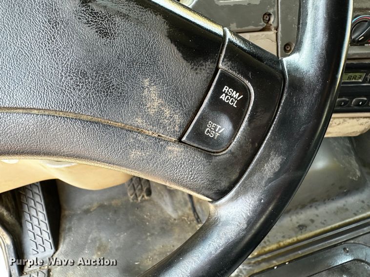 image for item OC9158 2007 Sterling Acterra  refuse truck