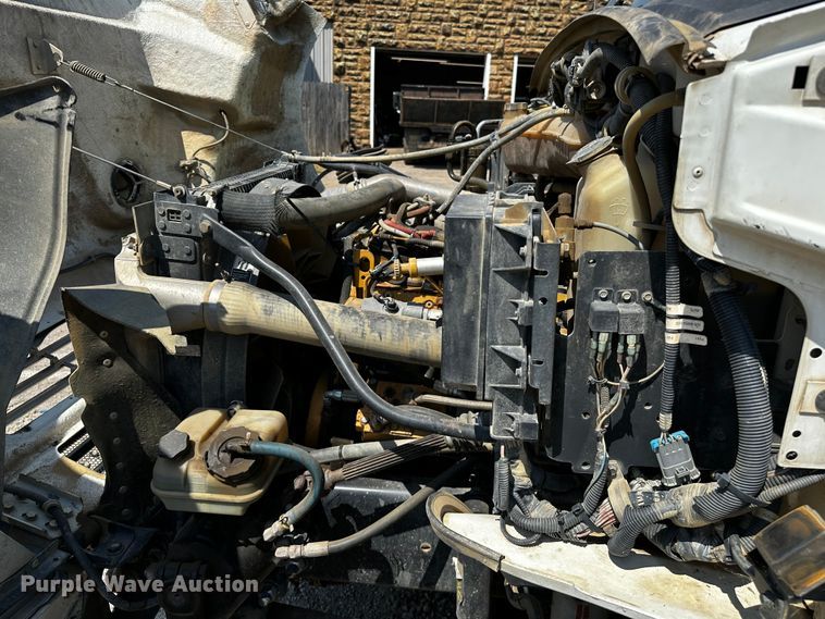 image for item OC9158 2007 Sterling Acterra  refuse truck