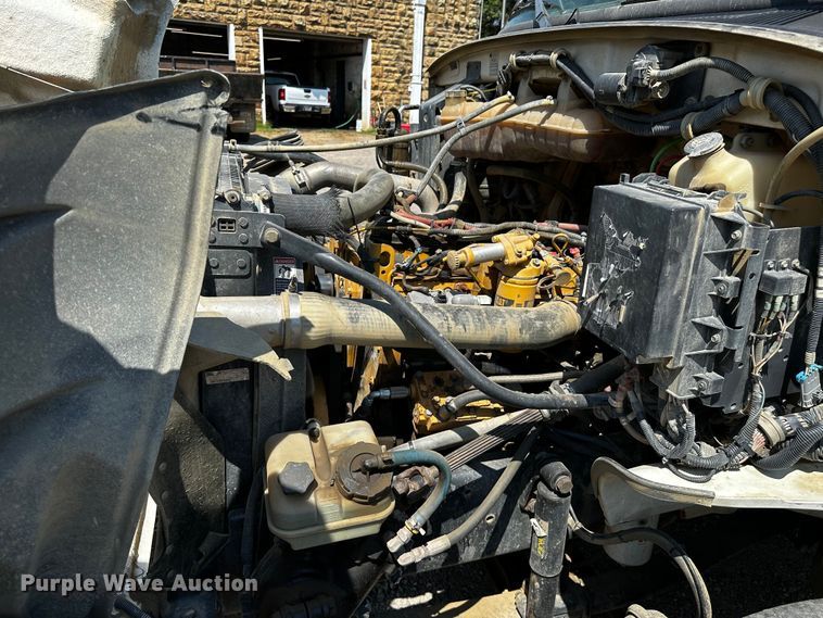 image for item OC9158 2007 Sterling Acterra  refuse truck