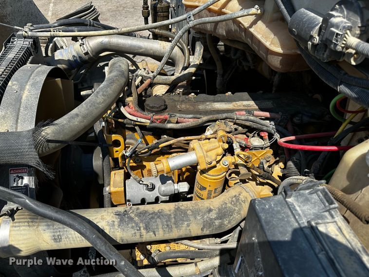 image for item OC9158 2007 Sterling Acterra  refuse truck