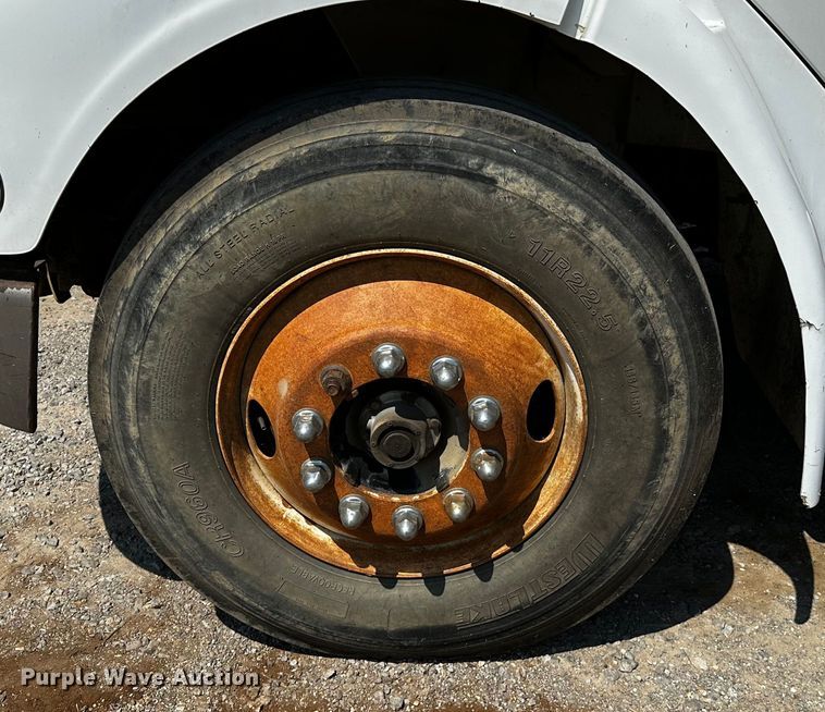 image for item OC9158 2007 Sterling Acterra  refuse truck