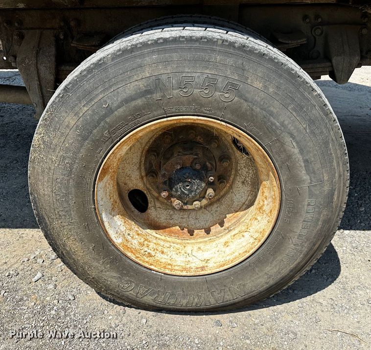 image for item OC9158 2007 Sterling Acterra  refuse truck