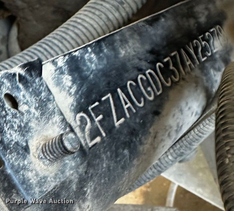 image for item OC9158 2007 Sterling Acterra  refuse truck