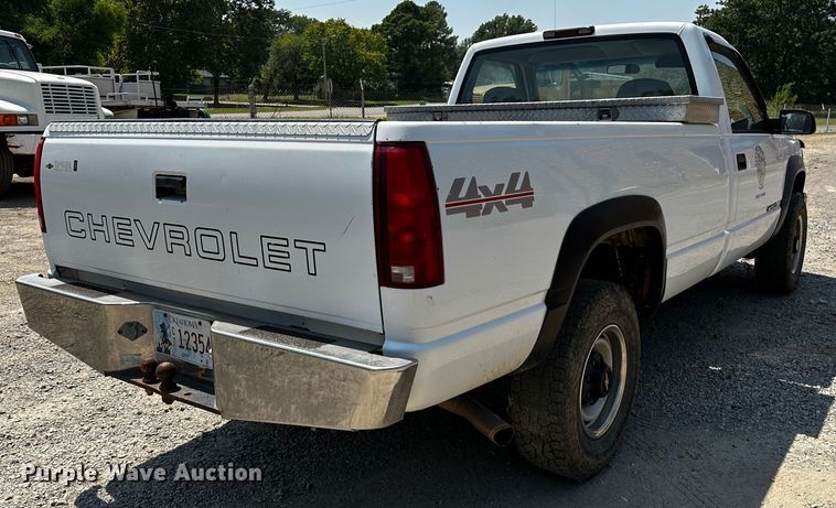 image for item OC9159 2000 Chevrolet K2500  pickup truck