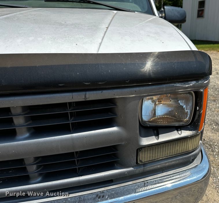 image for item OC9159 2000 Chevrolet K2500  pickup truck
