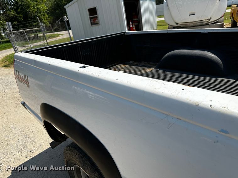 image for item OC9159 2000 Chevrolet K2500  pickup truck