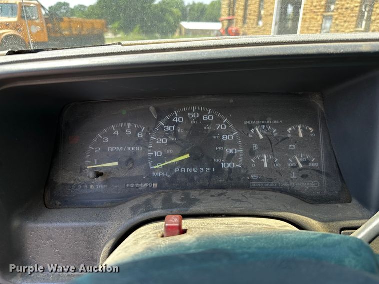 image for item OC9159 2000 Chevrolet K2500  pickup truck