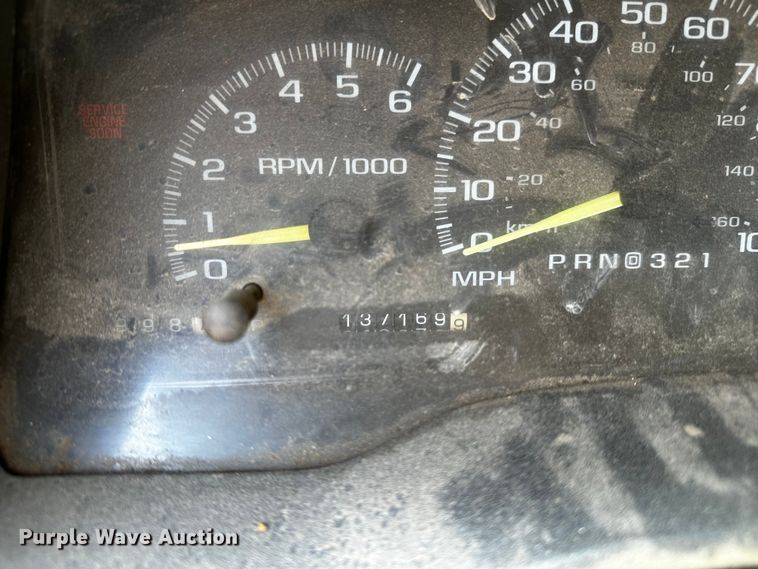 image for item OC9159 2000 Chevrolet K2500  pickup truck