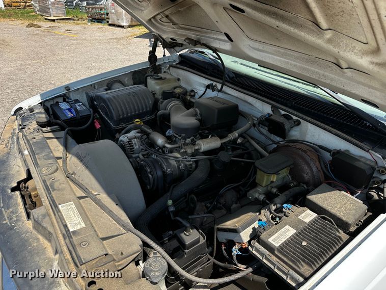 image for item OC9159 2000 Chevrolet K2500  pickup truck