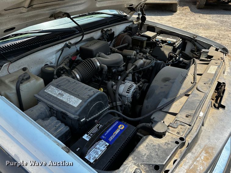 image for item OC9159 2000 Chevrolet K2500  pickup truck