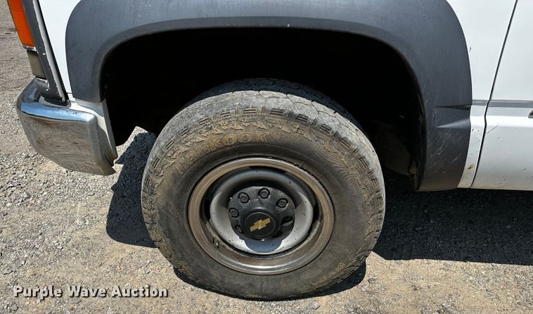 image for item OC9159 2000 Chevrolet K2500  pickup truck