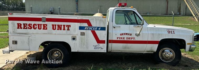 image for item OC9160 1989 Chevrolet R3500  rescue vehicle