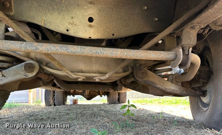 image for item OC9160 1989 Chevrolet R3500  rescue vehicle