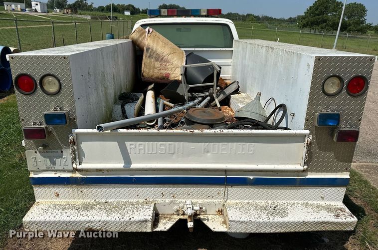 image for item OC9160 1989 Chevrolet R3500  rescue vehicle