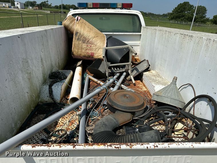 image for item OC9160 1989 Chevrolet R3500  rescue vehicle