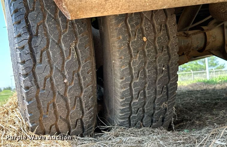 image for item OC9160 1989 Chevrolet R3500  rescue vehicle