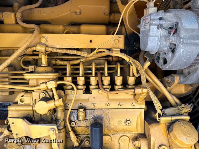 image for item OC9174 1988 John Deere 770BH  motor grader