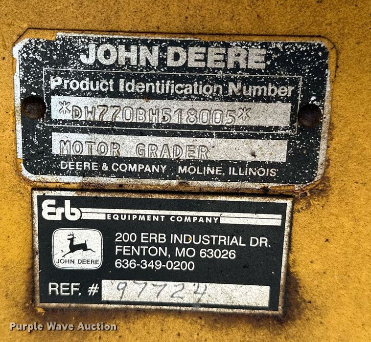 image for item OC9174 1988 John Deere 770BH  motor grader