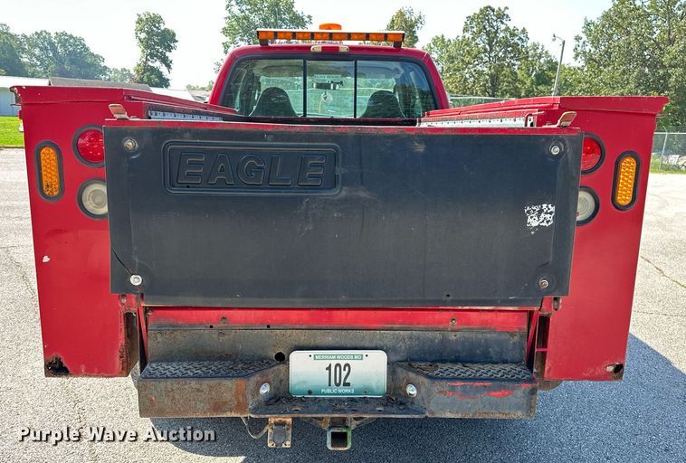 image for item OC9176 2004 Ford F250  Super Duty XL  SuperCab utility bed pickup truck