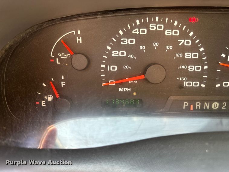 image for item OC9176 2004 Ford F250  Super Duty XL  SuperCab utility bed pickup truck