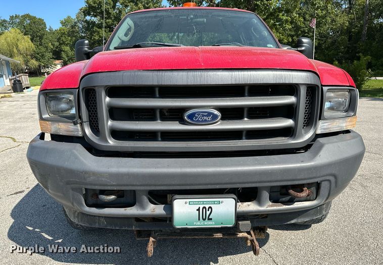 image for item OC9176 2004 Ford F250  Super Duty XL  SuperCab utility bed pickup truck