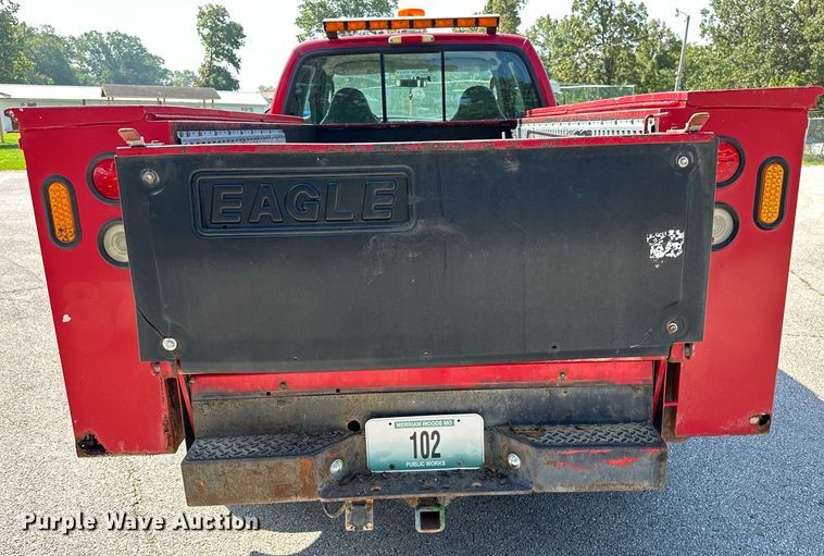 image for item OC9176 2004 Ford F250  Super Duty XL  SuperCab utility bed pickup truck