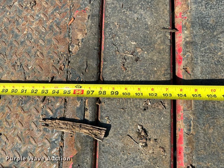 image for item OC9176 2004 Ford F250  Super Duty XL  SuperCab utility bed pickup truck