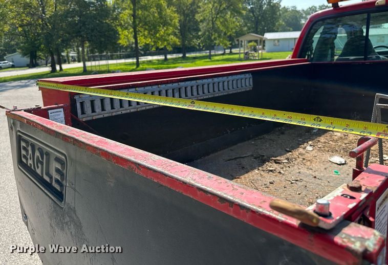 image for item OC9176 2004 Ford F250  Super Duty XL  SuperCab utility bed pickup truck