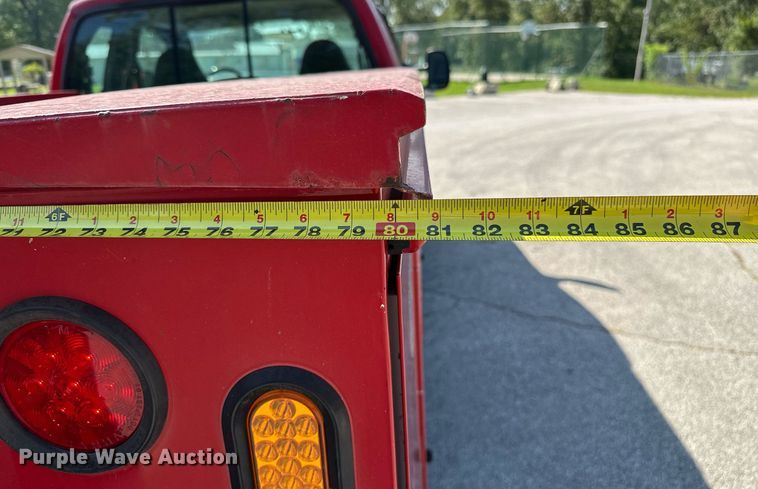 image for item OC9176 2004 Ford F250  Super Duty XL  SuperCab utility bed pickup truck