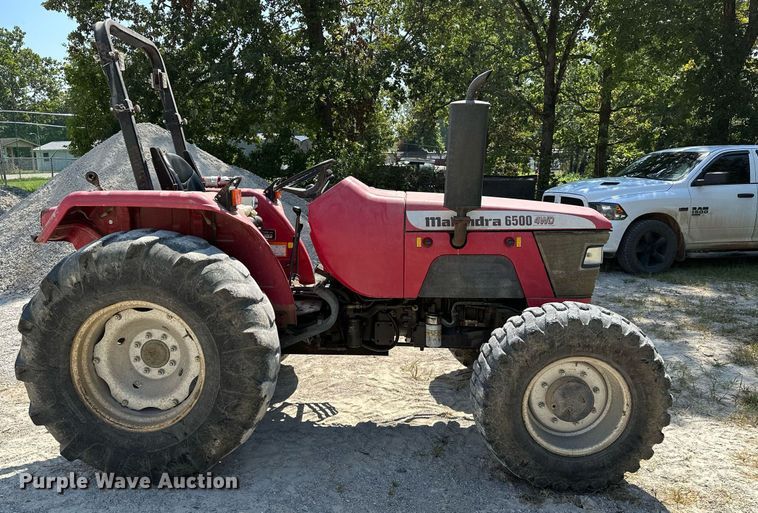 image for item OC9178 2004 Mahindra 6500  MFWD tractor
