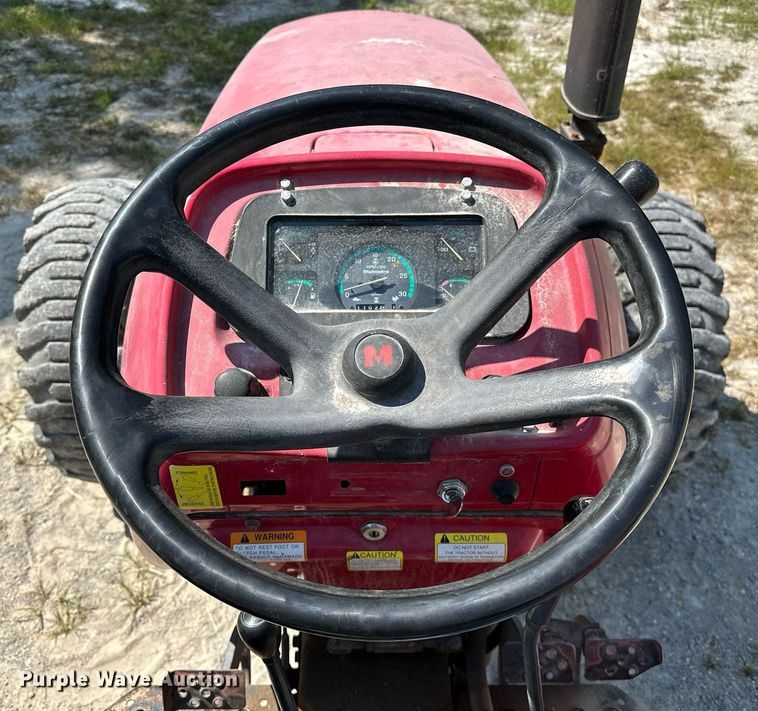 image for item OC9178 2004 Mahindra 6500  MFWD tractor