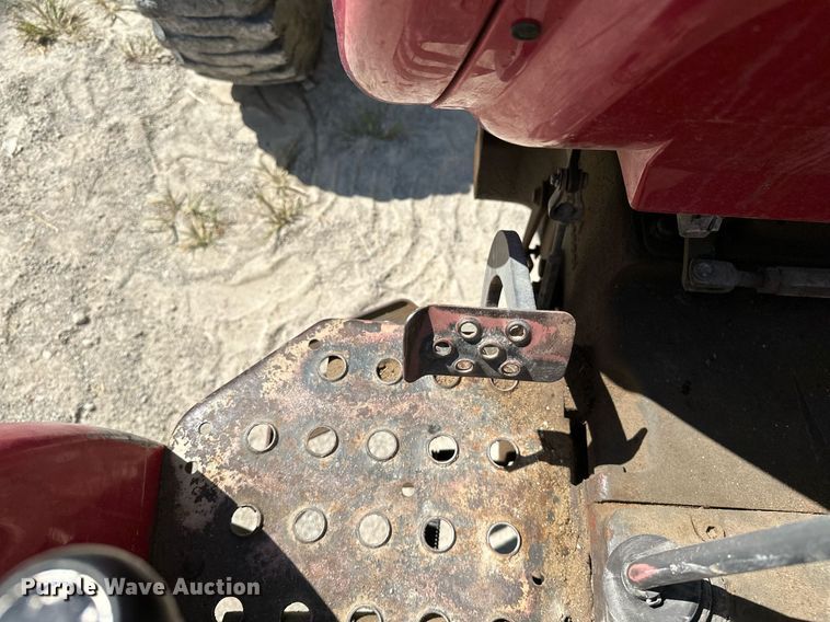 image for item OC9178 2004 Mahindra 6500  MFWD tractor